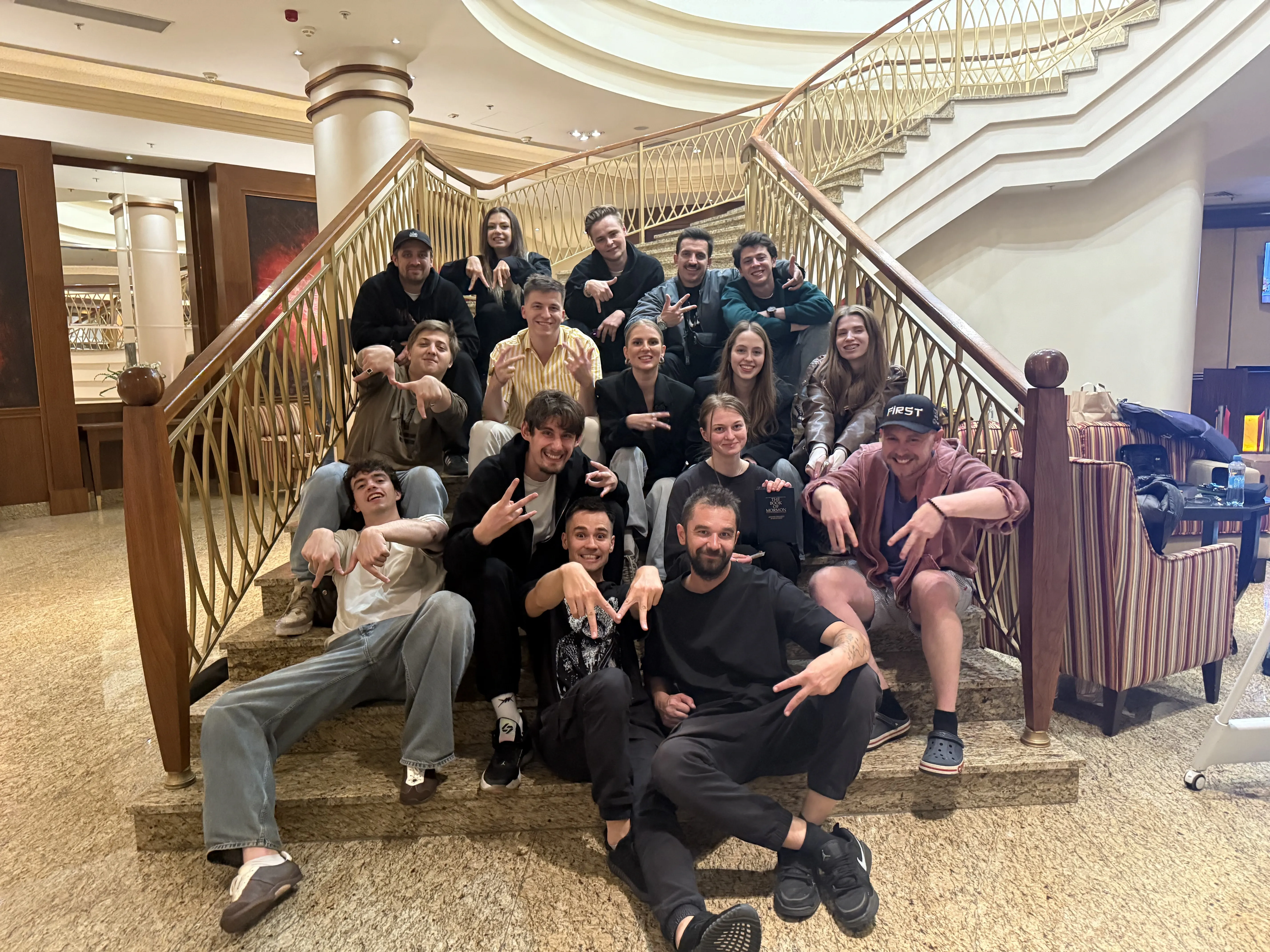 МонАрх Бэкстейдж