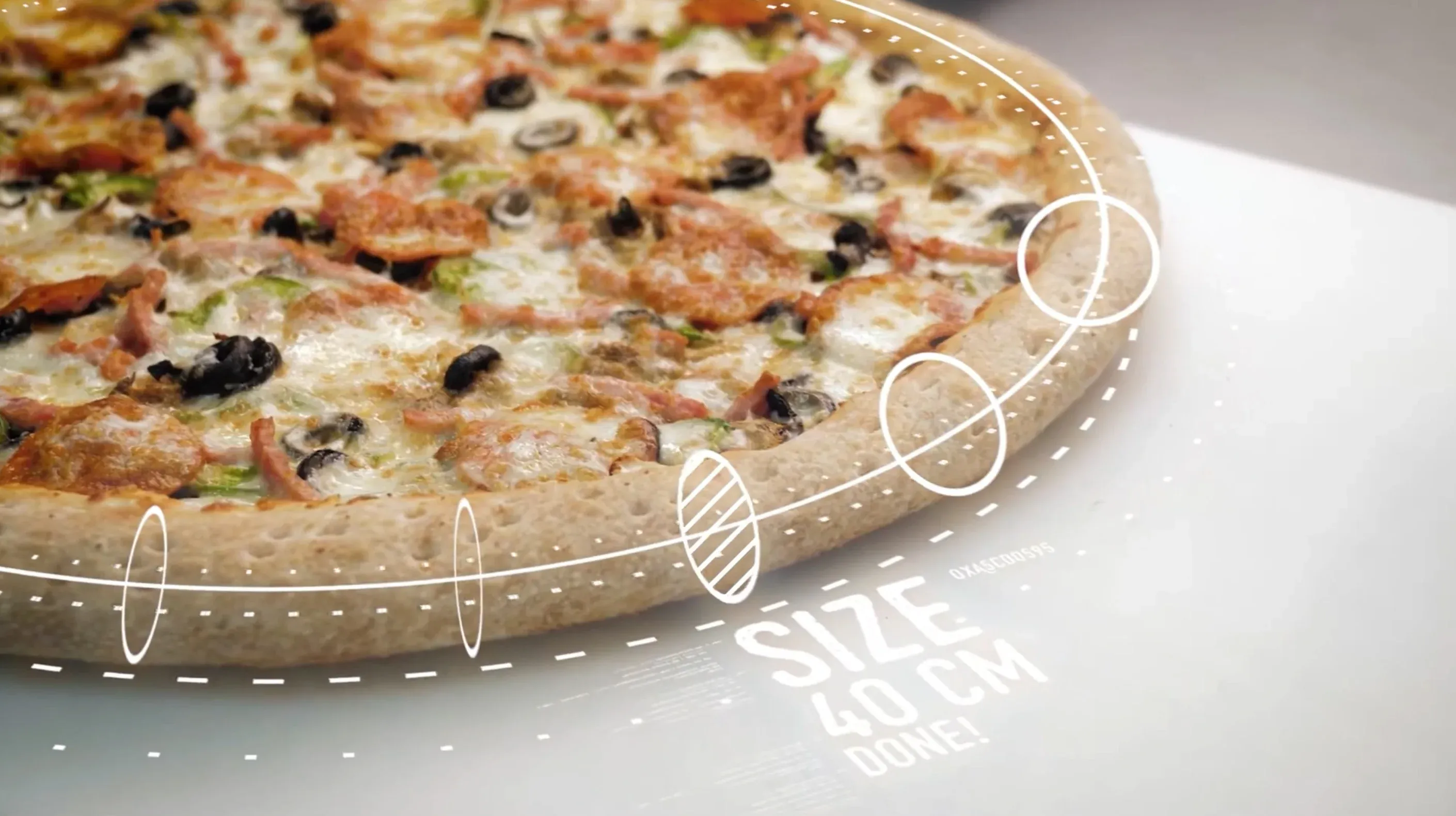 Анализ размеров пиццы. Кадр из видеоролика